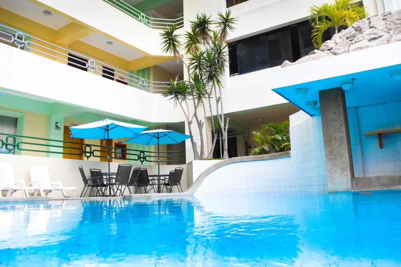 Blue Bay Hotel Salinas  Luaran gambar