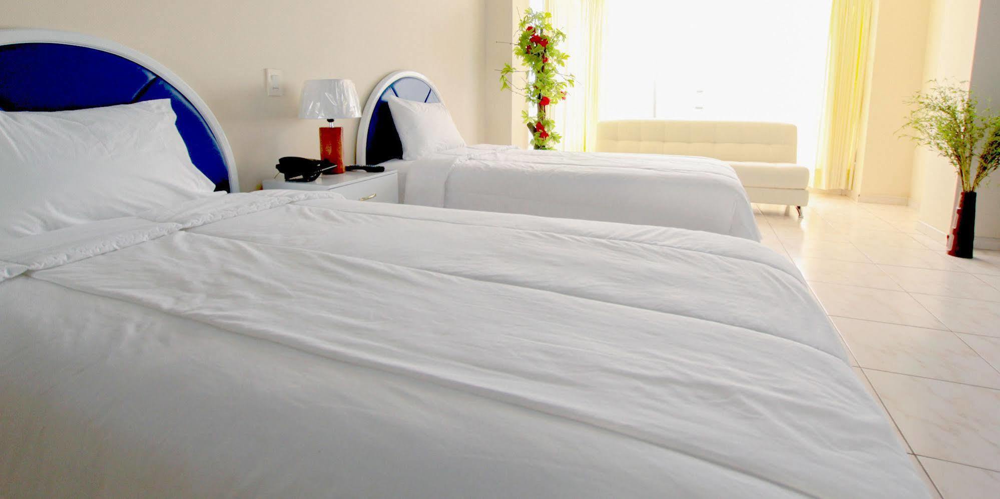 Blue Bay Hotel Salinas  Luaran gambar